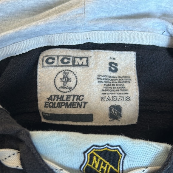 Los Angeles Kings CMM  Reebok Sweater Jersey “Small” - Picture 4 of 5